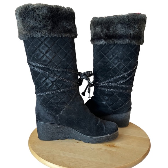 MARC JACOBS Black Quilted Suede Faux Fur Platform Wedge Tall Boots Size 39 - Picture 13 of 14